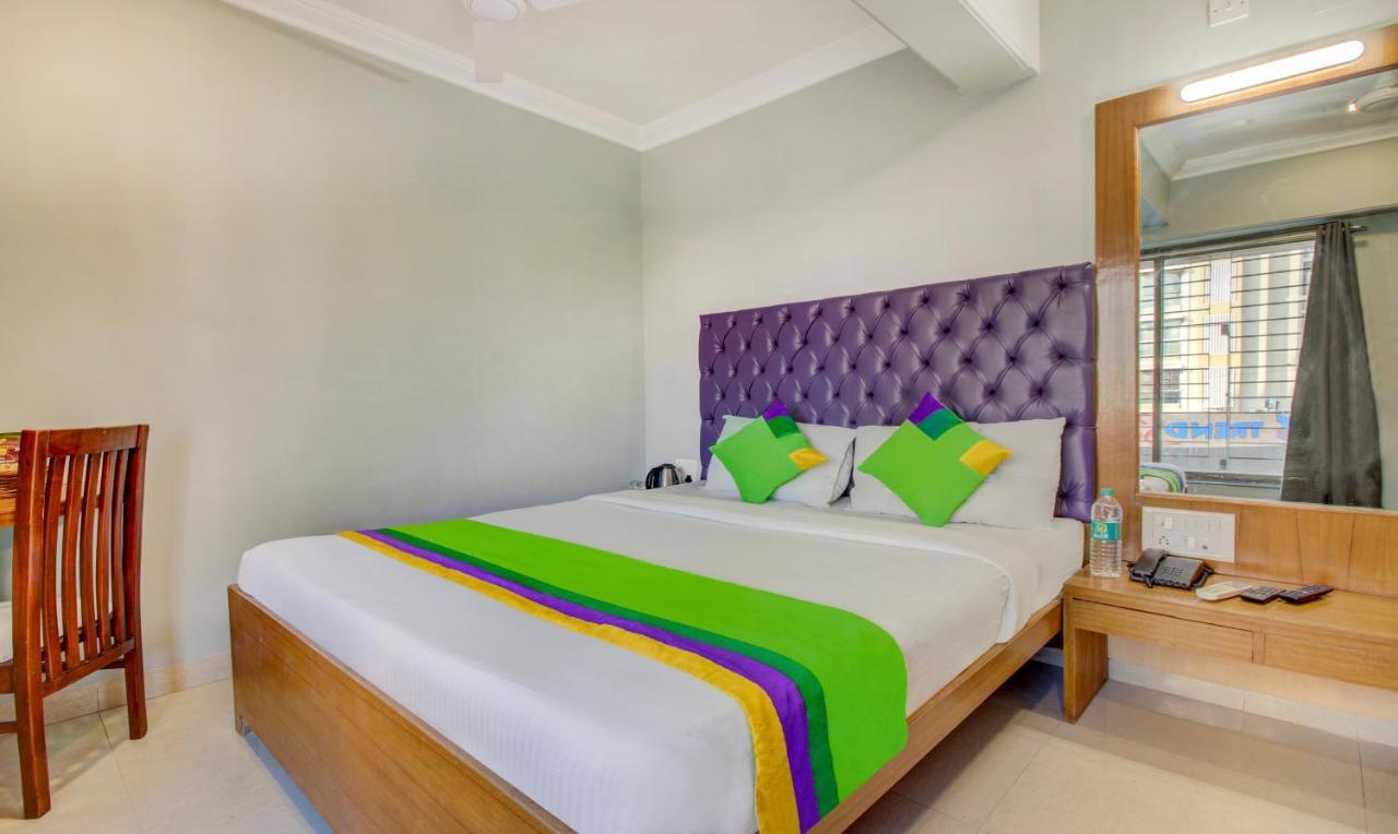 Treebo Cruz Royale Santacruz West Hotel Mumbai Bagian luar foto